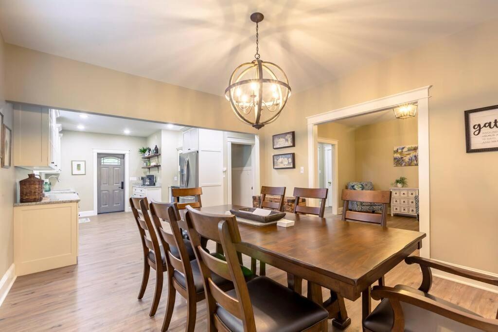 The Queen Place - Updated-Private Backyard Gordonville Extérieur photo